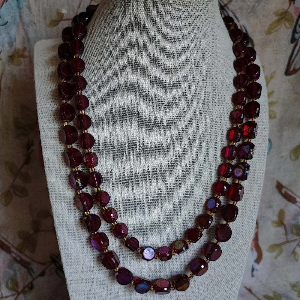 Western Germany Plastic Red Aurora Borealis Light Weight Beaded Vintage Necklace